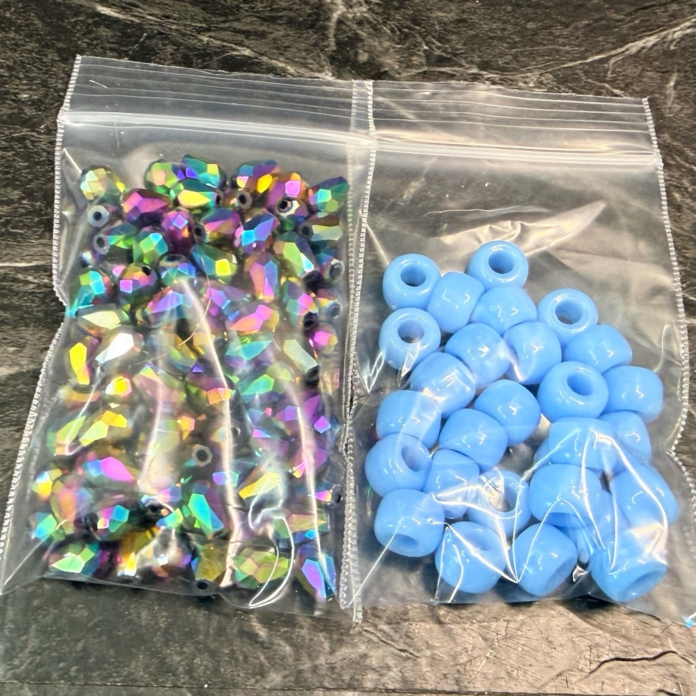 Crafting Lot of Beads - Picture 11 of 16